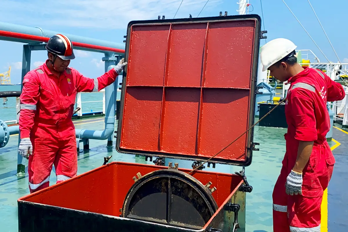 Vessel Tank Cleaning 1200px x 800px
